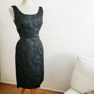 Vintage Sleeveless Cocktail Dress Belt Black Asian Print Est.Size Small
